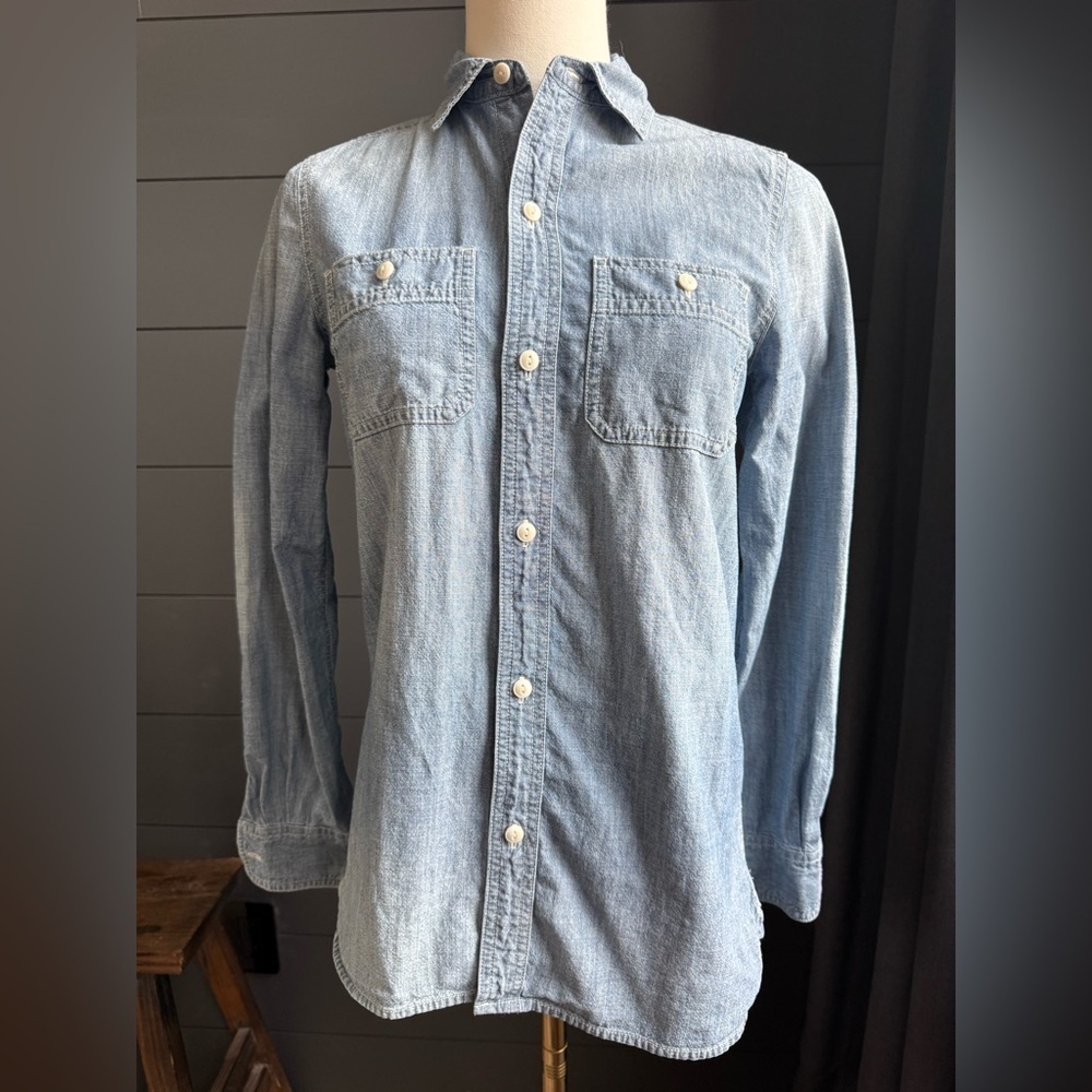 Madewell Light Blue Button Down Shirt